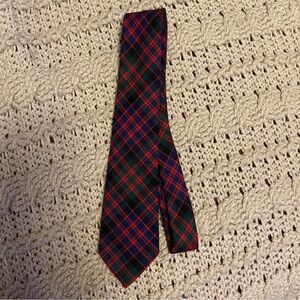 Vintage Tartan Diagonal Plaid McDonald New Wool Made in Scotland Necktie Red, Gr